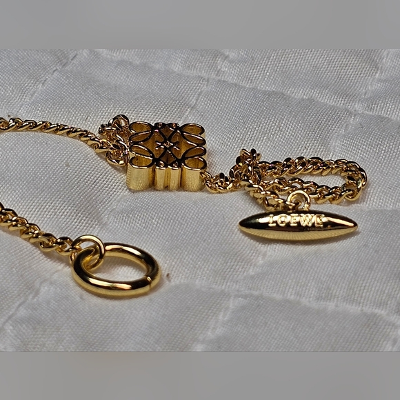 Loewe Gold Chain Logo Charm Bracelet Like NEW Stamped - Picture 2 of 4